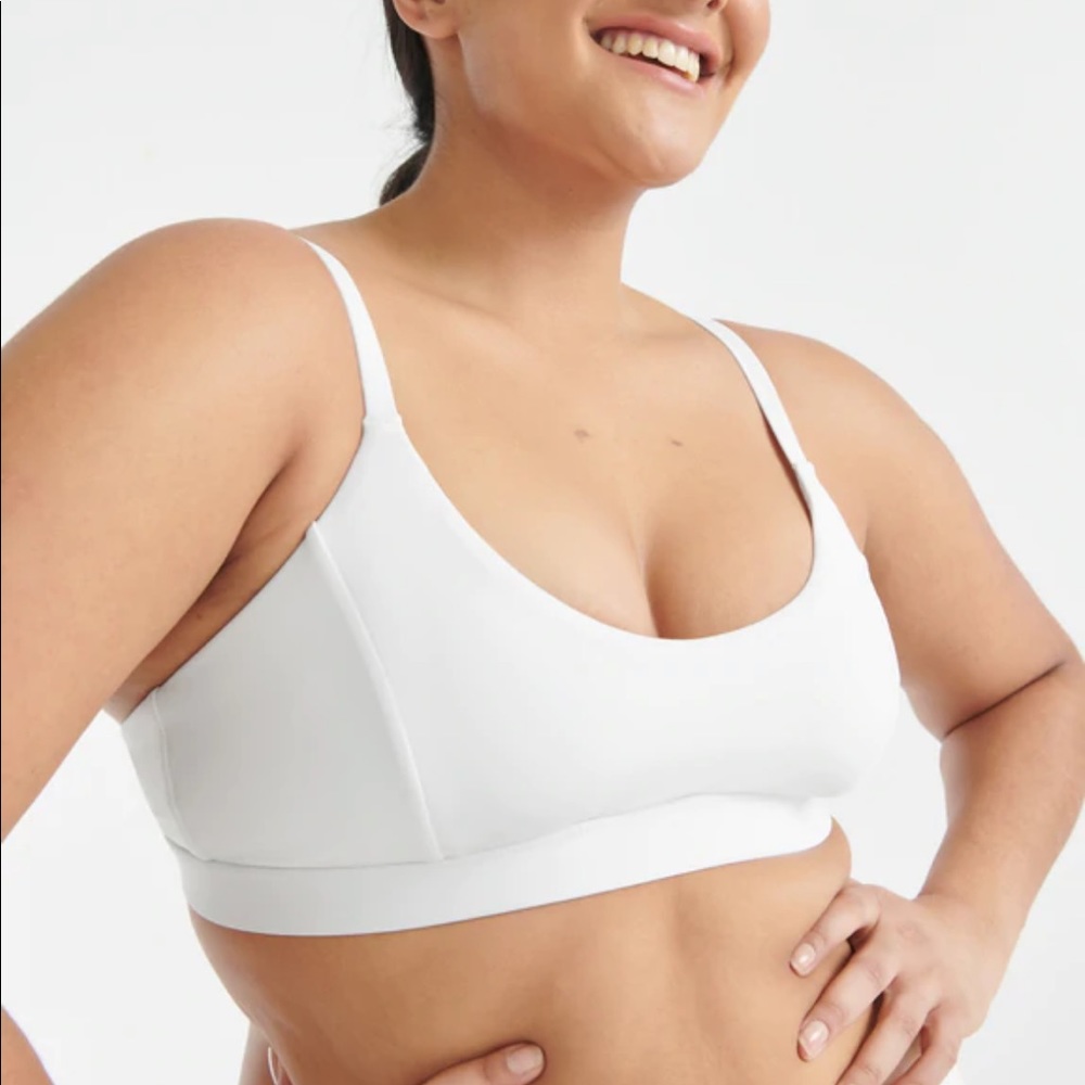 NWT Knix Scoop Bikini Top